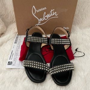 Christian Louboutin flats 39